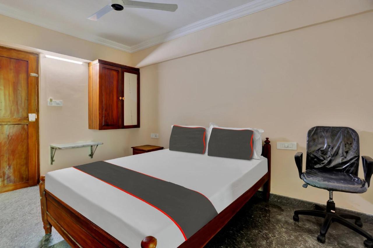 Hotel O Family Castle Inn Collection O تريفِندرم المظهر الخارجي الصورة